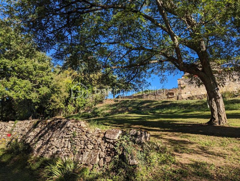 Demeure - 230 m² - 6 pièces