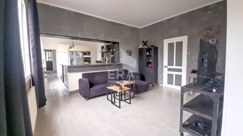 Maison - 180 m² - 6 pièces