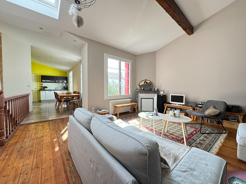 Maison - 98 m² - 4 pièces