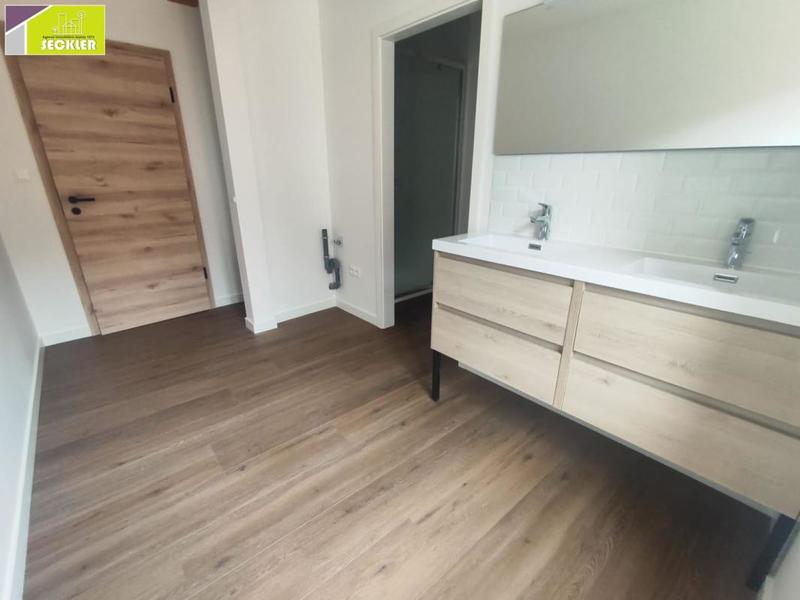 Appartement - 100 m² - 4 pièces