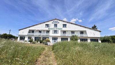 Bureau - 600 m² - 35 pièces