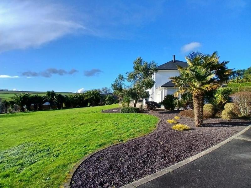 Propriété - 160 m² - 5 pièces