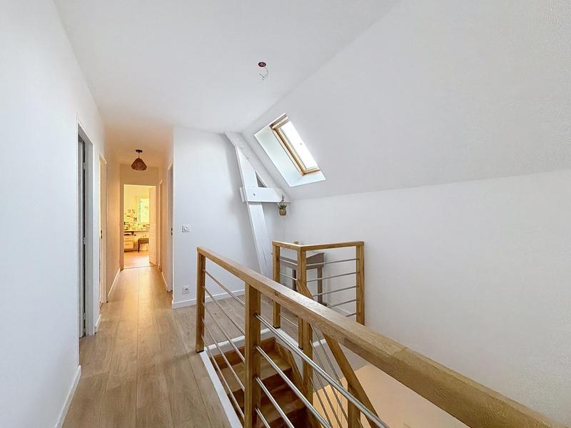 Maison - 150 m² - 7 pièces