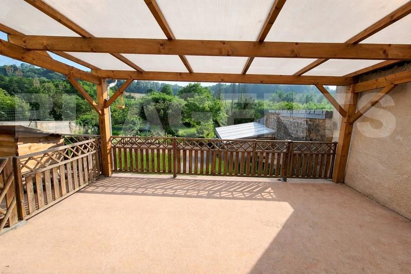 Maison ancienne - 238 m² - 8 pièces