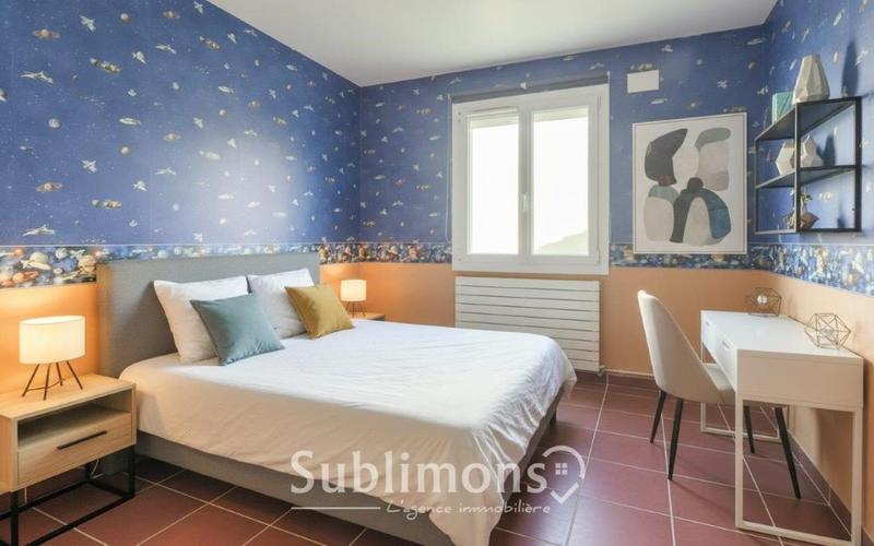 Maison - 110 m² - 6 pièces