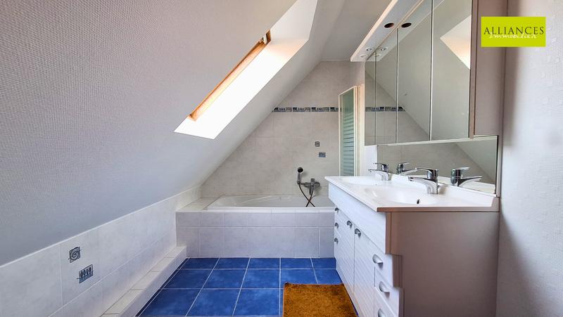 Maison - 130 m² - 5 pièces