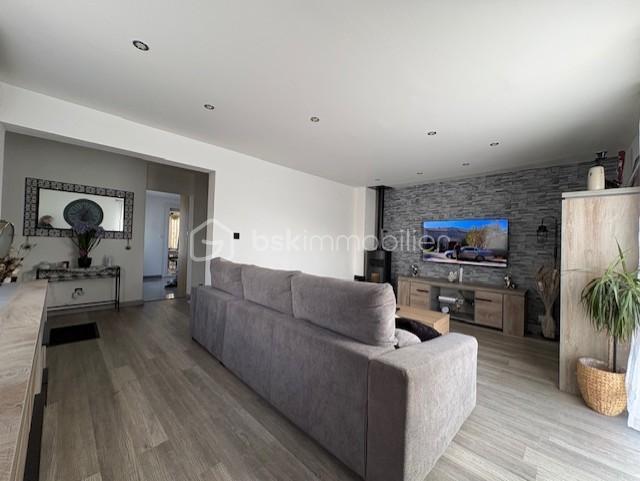 Villa - 90 m² - 4 pièces