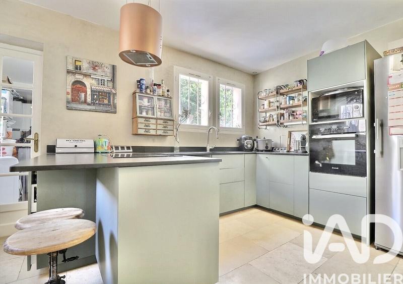 Maison - 144 m² - 5 pièces