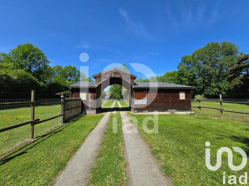 Maison - 14 650 m² - 2 pièces