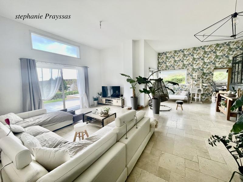 Maison - 173 m² - 5 pièces