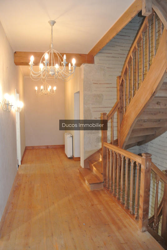 Maison - 333 m² - 7 pièces