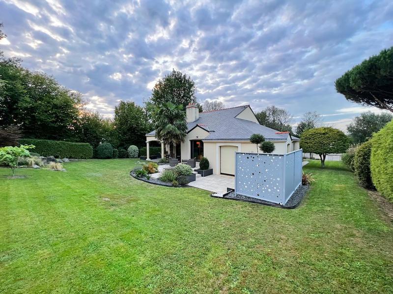 Maison - 178 m² - 7 pièces