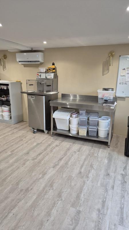 Fonds de commerce - Magasins - 100 m²