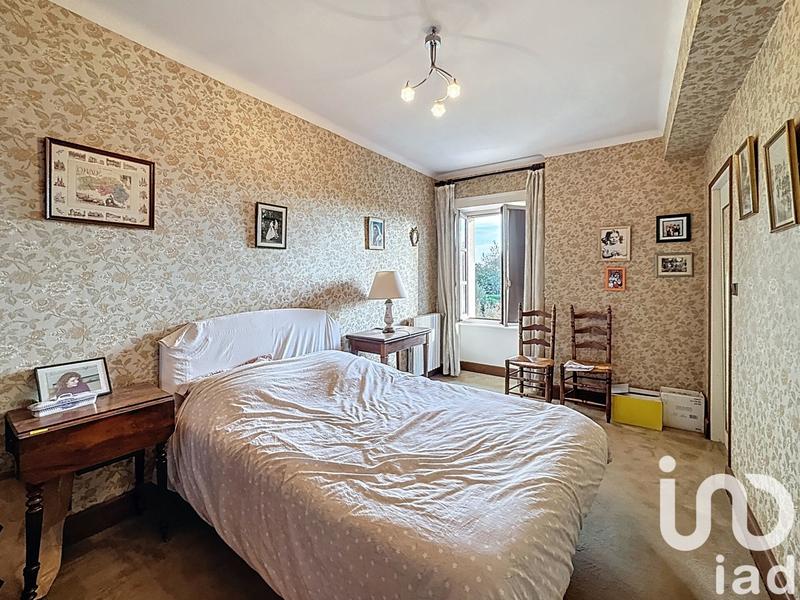 Maison - 306 m² - 8 pièces