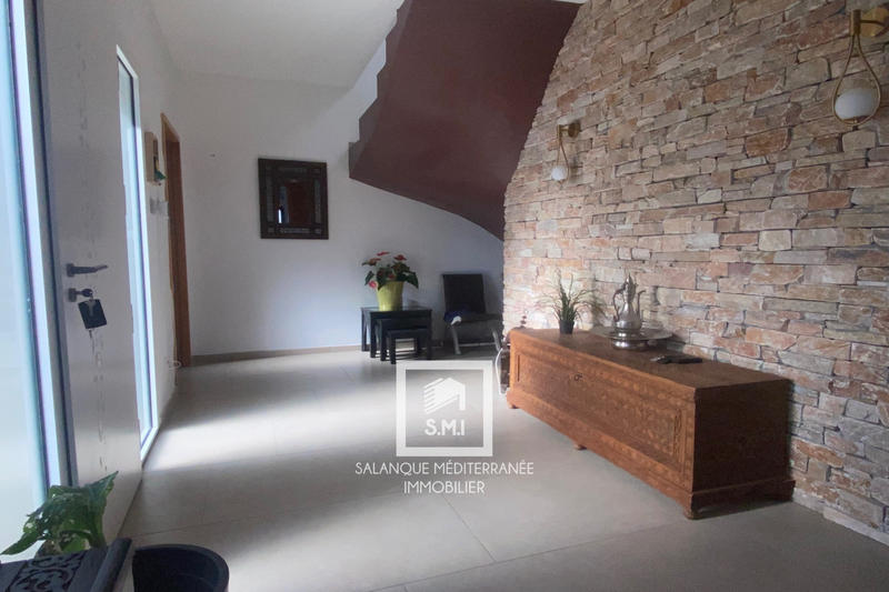 Maison - 250 m² - 4 pièces