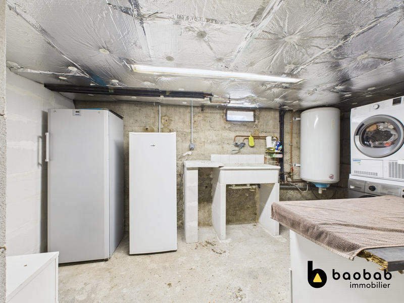 Maison - 199 m² - 8 pièces