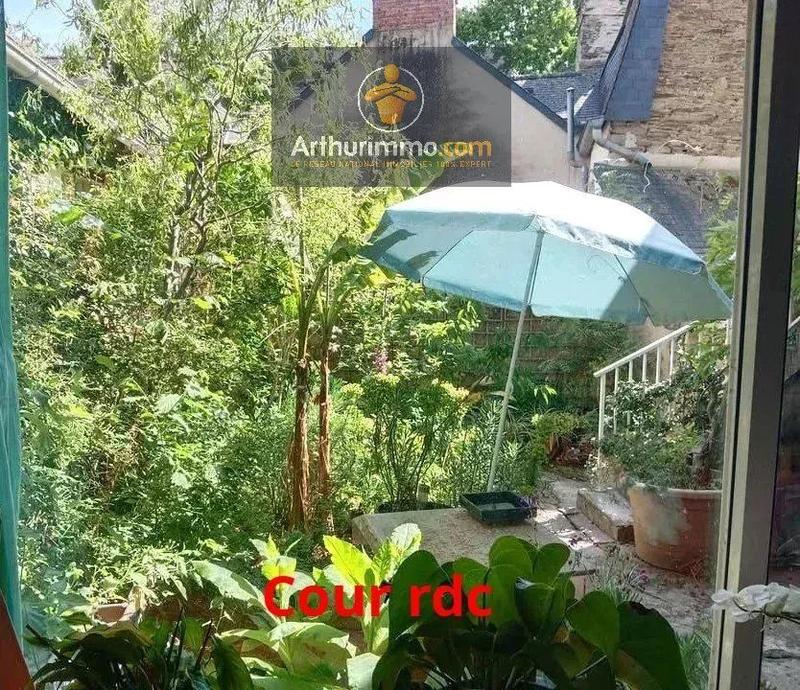 Maison - 195 m² - 7 pièces