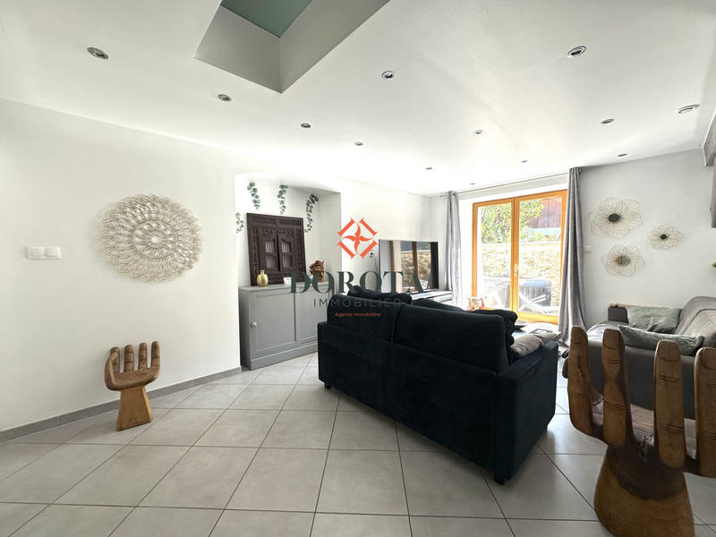 Maison - 164 m² - 5 pièces