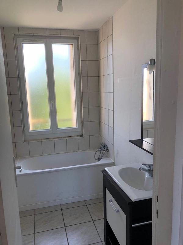 Maison - 98 m² - 5 pièces