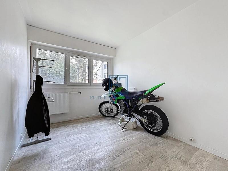 Appartement - 77 m² - 4 pièces