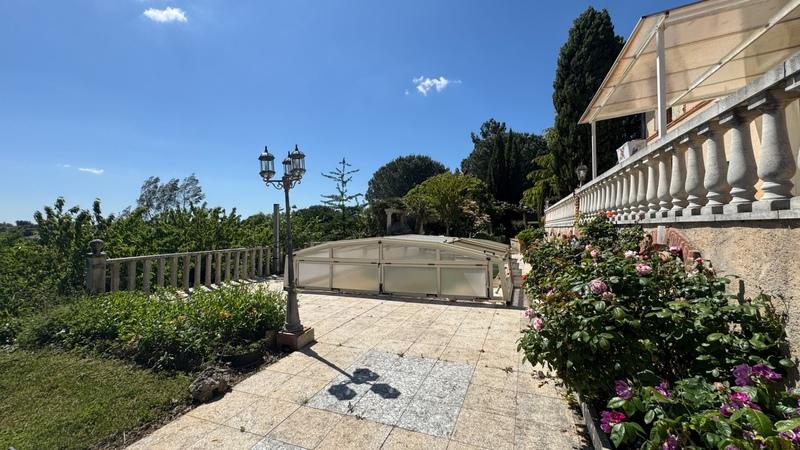 Maison bourgeoise - 277 m² - 7 pièces