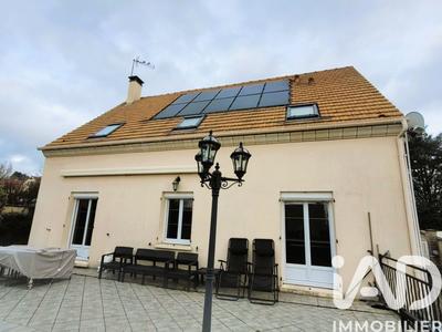 Maison - 140 m² - 6 pièces