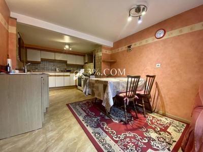 Maison - 166 m² - 6 pièces