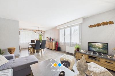 Appartement - 84 m² - 3 pièces