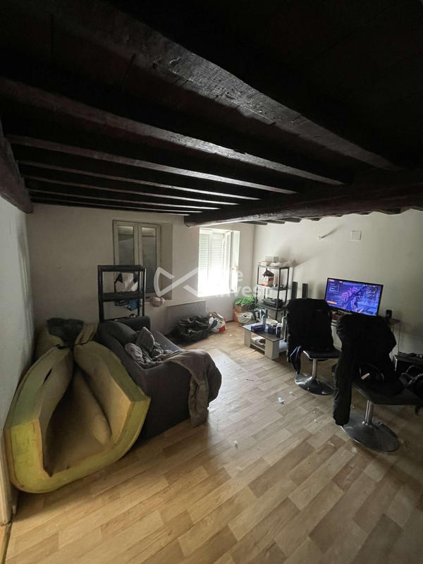 Maison - 61 m² - 6 pièces