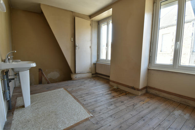 Maison de village - 120 m² - 7 pièces