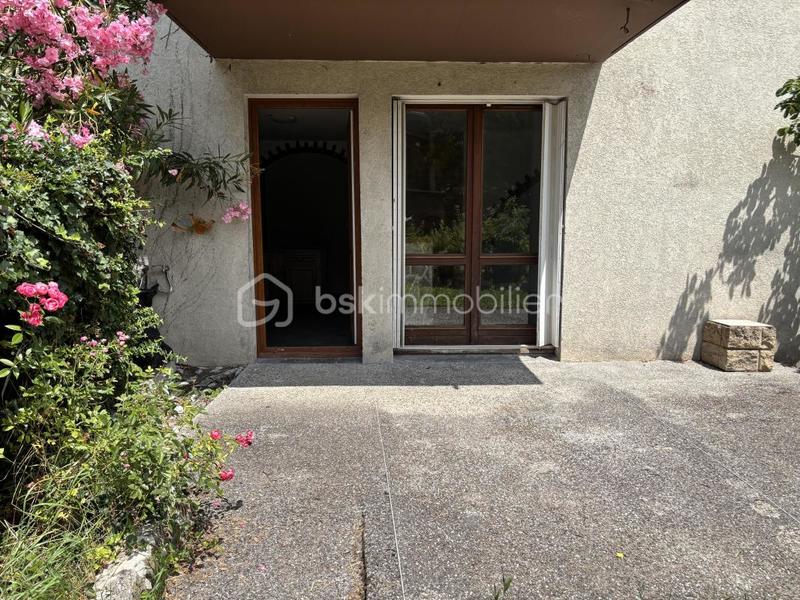 Appartement - 83 m² - 4 pièces