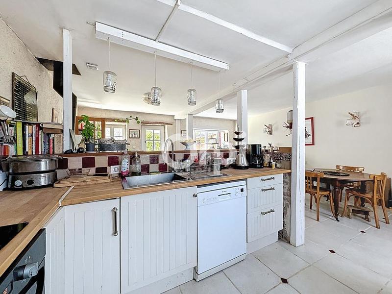 Maison - 174 m² - 7 pièces