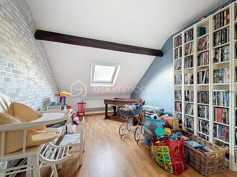 Maison - 248 m² - 11 pièces