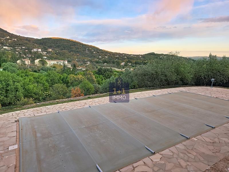 Maison - 178 m² - 5 pièces