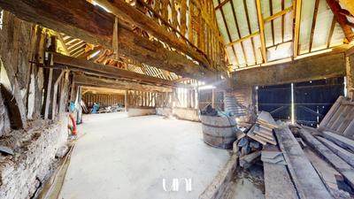 Maison - 260 m² - 1 pièce