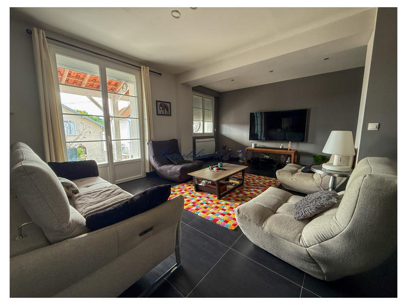 Maison - 175 m² - 6 pièces