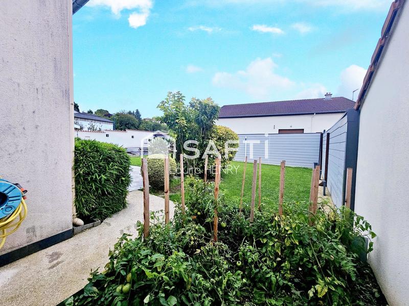 Maison - 215 m² - 6 pièces