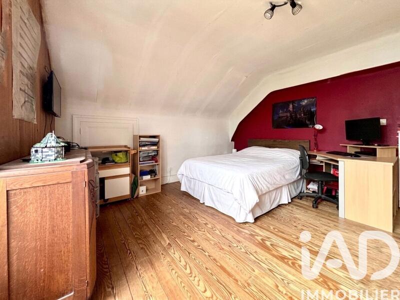 Maison - 104 m² - 6 pièces