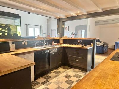 Maison - 140 m² - 4 pièces