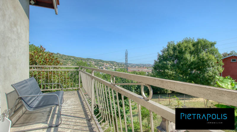 Maison - 137 m² - 4 pièces