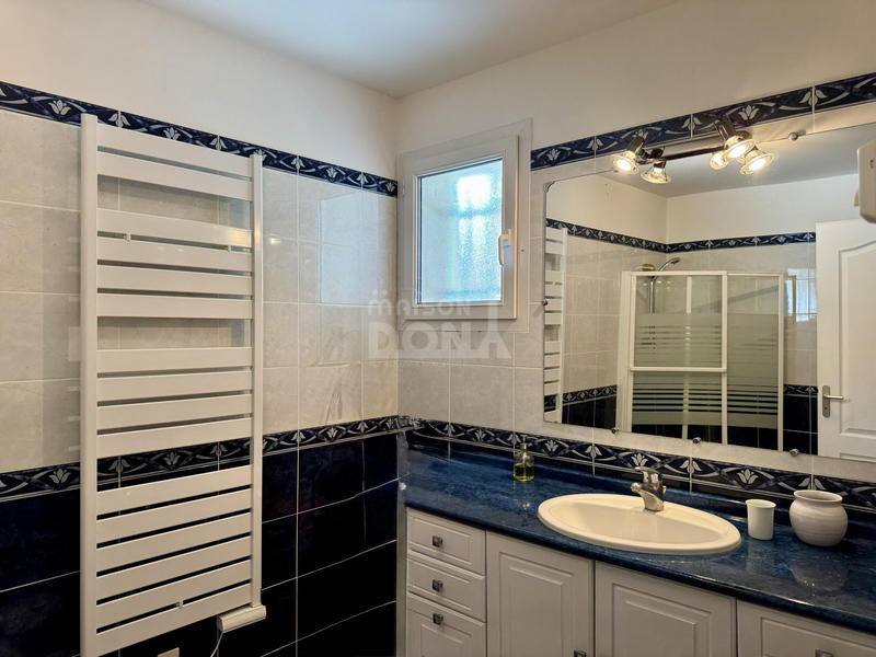 Maison - 186 m² - 7 pièces