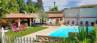 Maison - 206 m² - 8 pièces