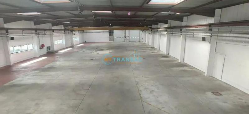 Local d'activités - 5 707 m²