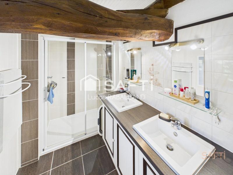 Maison - 175 m² - 6 pièces