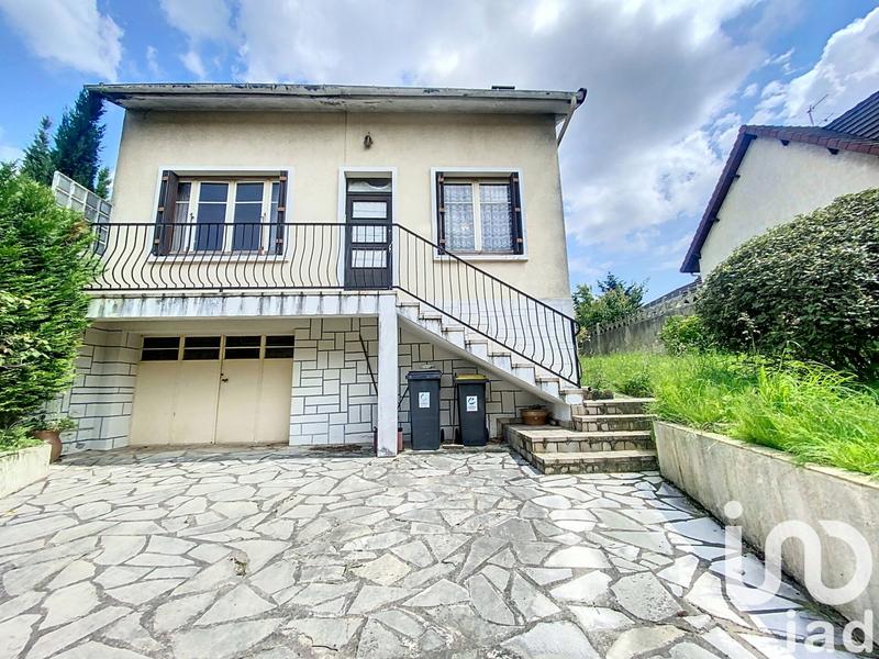 Maison - 104 m² - 5 pièces