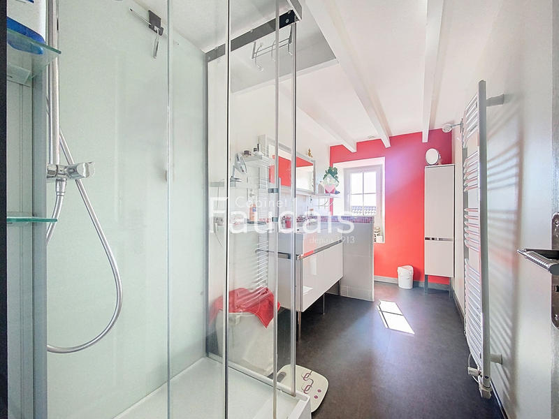 Maison - 151 m² - 6 pièces