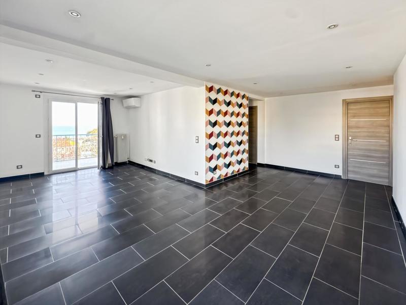 Appartement - 85 m² - 4 pièces