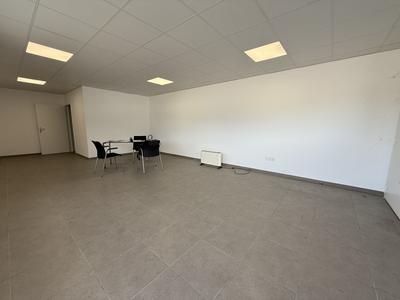 Local commercial - 937 m²