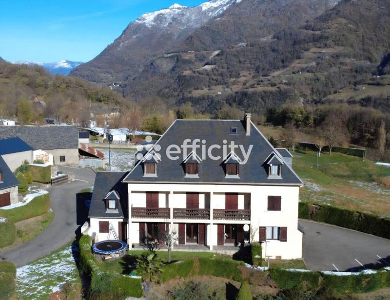 Appartement - 102 m² - 4 pièces