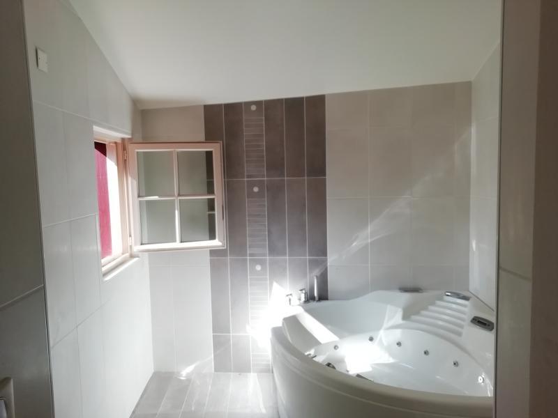 Maison - 218 m² - 8 pièces